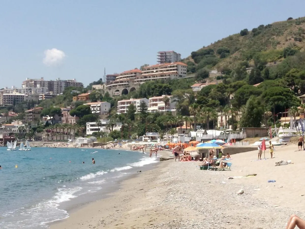 Casa vacanze Casa Vacanza Mamma Maria Villa Messina Italia