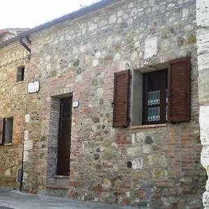 villa-marta-contignano.it-tuscanyhotel.com/